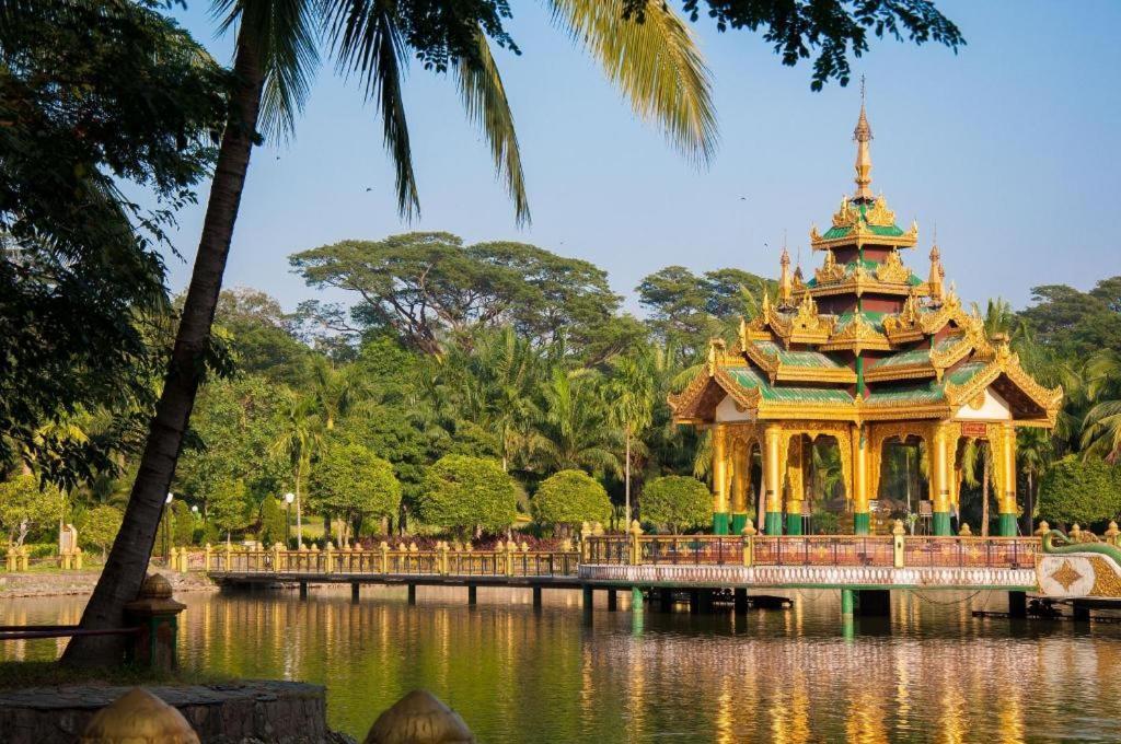 Yuzana Hotel Yangon Exteriör bild