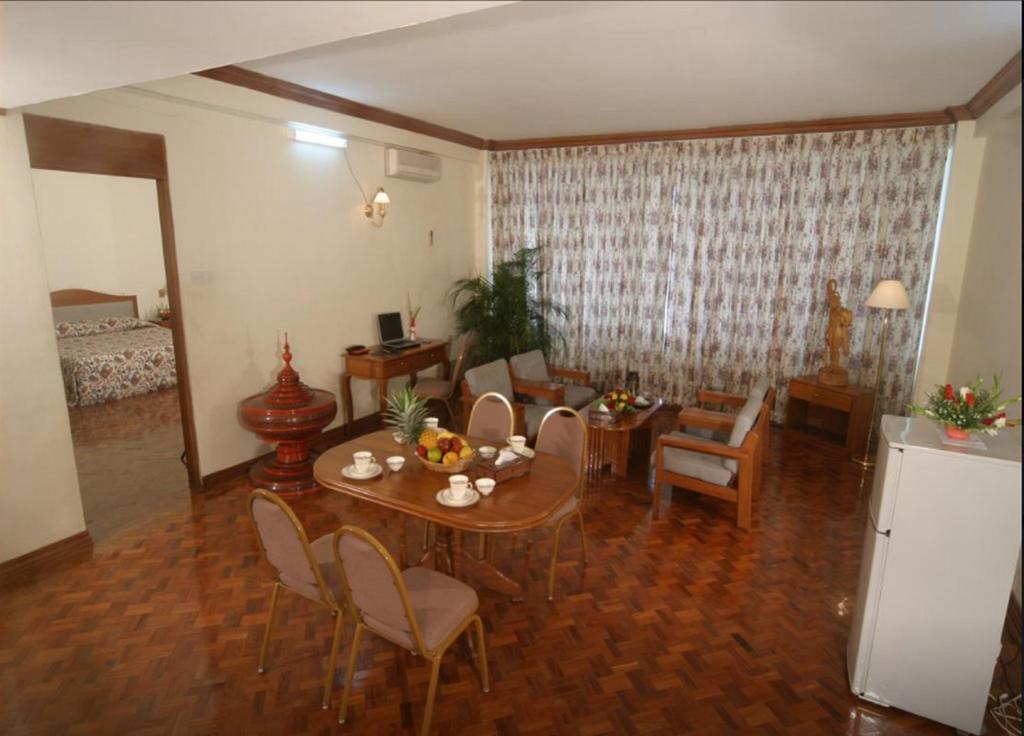 Yuzana Hotel Yangon Exteriör bild