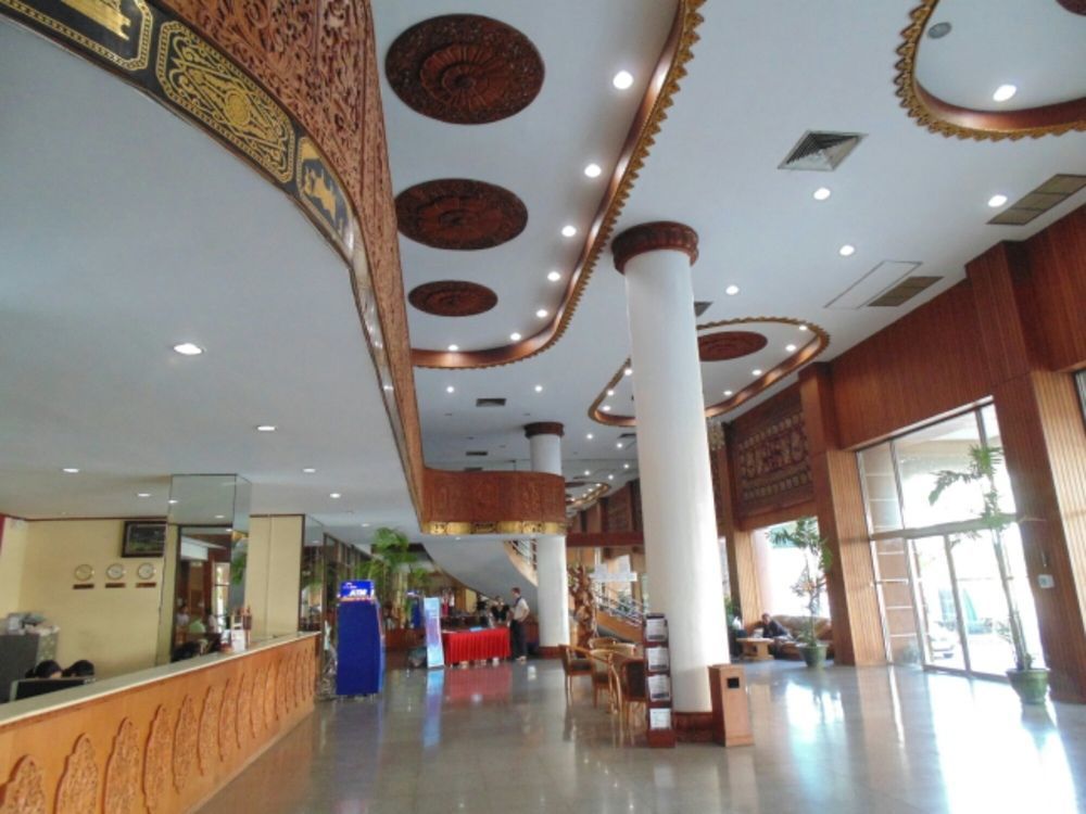 Yuzana Hotel Yangon Exteriör bild